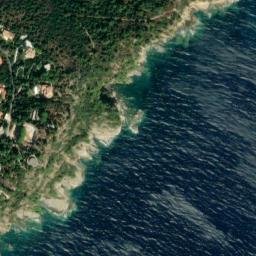 Satellite imagery of Pointe du Souffre, FR
