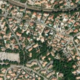 Satellite imagery of Pointe des Engraviers, FR
