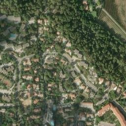 Satellite imagery of Pointe de Gouron, FR