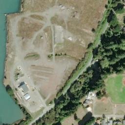 Satellite imagery of First National Bank of Bandon, US
