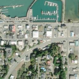 Satellite imagery of First National Bank of Bandon, US