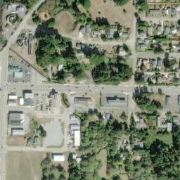 Satellite imagery of First National Bank of Bandon, US