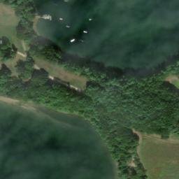 Satellite imagery of Fox Point, US