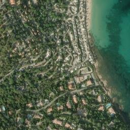 Satellite imagery of Pointe de la Ris, FR