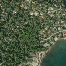Satellite imagery of Pointe de la Ris, FR
