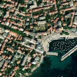 Satellite imagery of Pointe de Pipady, FR