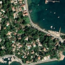 Satellite imagery of Pointe de Balaguier, FR