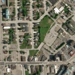 Satellite imagery of Skylon Tower, CA