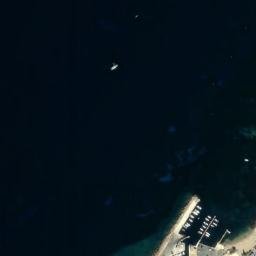 Satellite imagery of Pointe de Carqueiranne, FR