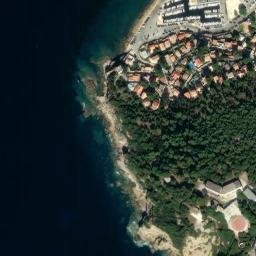 Satellite imagery of Pointe de Carqueiranne, FR