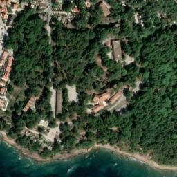 Satellite imagery of Pointe Saint-Elme, FR