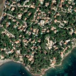 Satellite imagery of Pointe de Mar Vivo, FR
