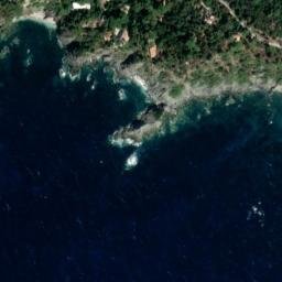 Satellite imagery of Pointe de Mourret, FR