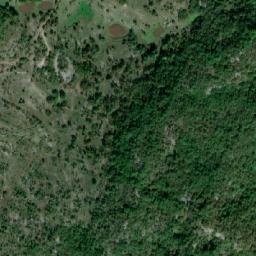 Satellite imagery of Mali Kušlat, BA