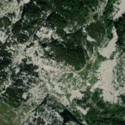 Satellite imagery of Mlečeve Grede, ME