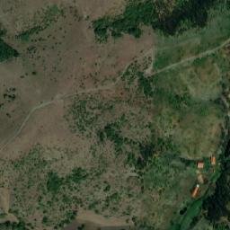 Satellite imagery of Varrezë, XK