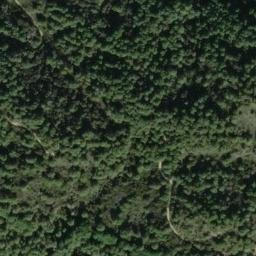 Satellite imagery of Le Parapluie, FR
