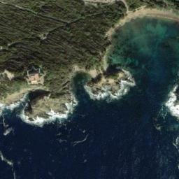 Satellite imagery of Pointe Sainte-Anne, FR