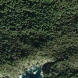 Satellite imagery of Le Parapluie, FR