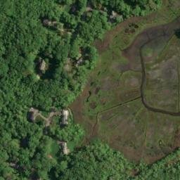 Satellite imagery of Fox Hill Point, US