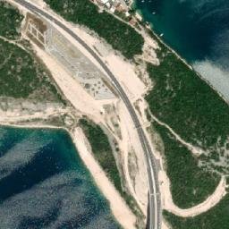 Satellite imagery of Rt Međed, HR
