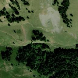 Satellite imagery of Crête d'Arrouye, FR
