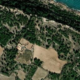 Satellite imagery of Cap des Frères, FR