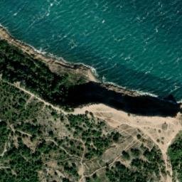 Satellite imagery of Cap des Frères, FR