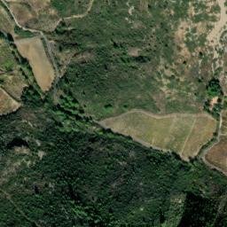 Satellite imagery of Château d'Aguilar, FR