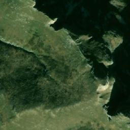 Satellite imagery of Gackove Grede, ME