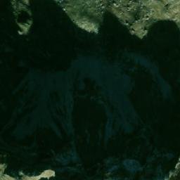 Satellite imagery of Gackove Grede, ME