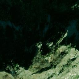 Satellite imagery of Strugovi, ME