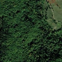 Satellite imagery of Molaš, ME