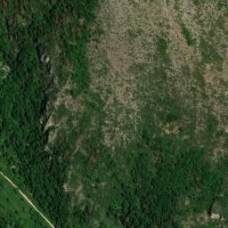 Satellite imagery of cairn, FR