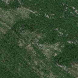 Satellite imagery of Mali Zazubak, BA