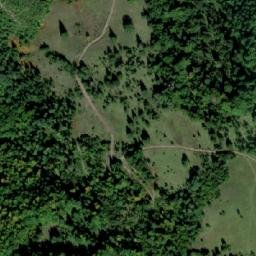 Satellite imagery of Molaš, ME