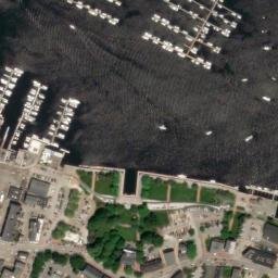 Satellite imagery of Coffin Point, US