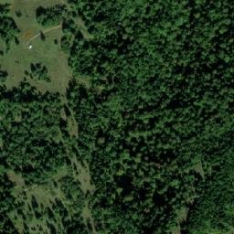 Satellite imagery of Molaš, ME