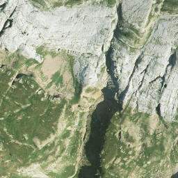 Satellite imagery of Cruz 296, ES