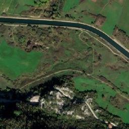 Satellite imagery of Midova Kosa, ME