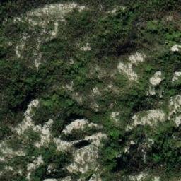 Satellite imagery of Midova Kosa, ME