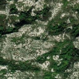 Satellite imagery of Midova Kosa, ME