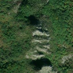 Satellite imagery of Ploča, ME