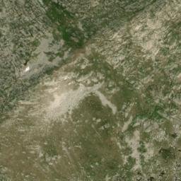Satellite imagery of cairn, FR