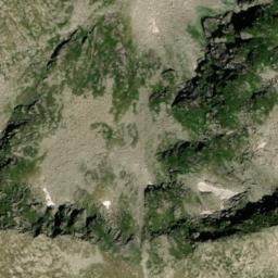 Satellite imagery of 424, ES