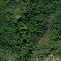 Satellite imagery of Ploča, ME