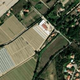 Satellite imagery of Château Roussillon, FR