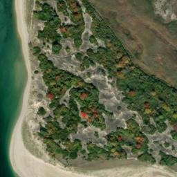 Satellite imagery of Ipswich Bluff, US
