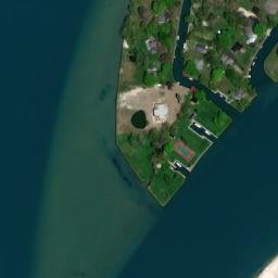 Satellite imagery of Turning Point 194, CA