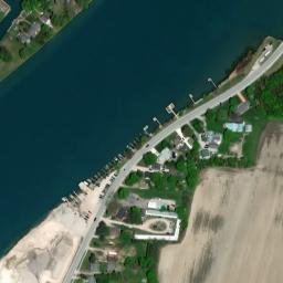 Satellite imagery of Turning Point 194, CA